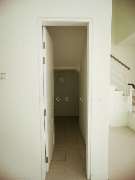 Rumah Teres 2 Tingkat untuk Dijual di Semenyih (Selangor) - Trevor Chai - Corridor - PropertyGuru.com.my