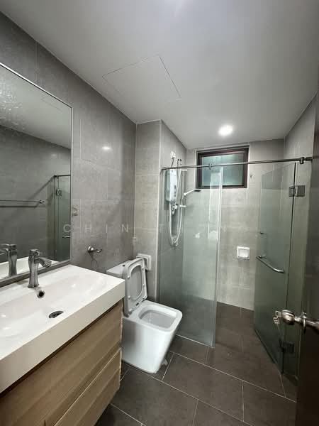 Servis Apartment untuk Disewa di Saville Residence - Chin Thong Pan - Bathroom - PropertyGuru.com.my