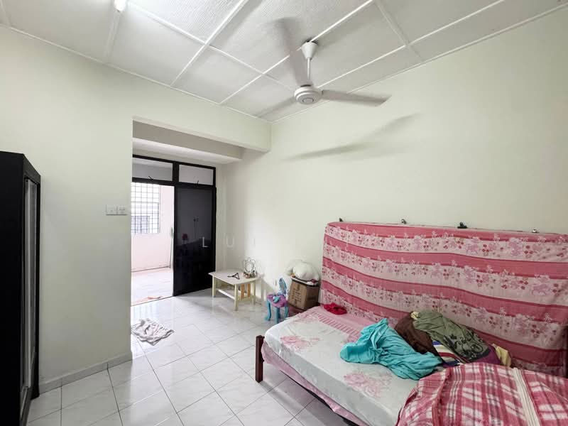 Rumah Teres 2 Tingkat untuk Dijual di Taman Desa Cemerlang (Ulu Tiram) - Lui Lui - PropertyGuru.com.my