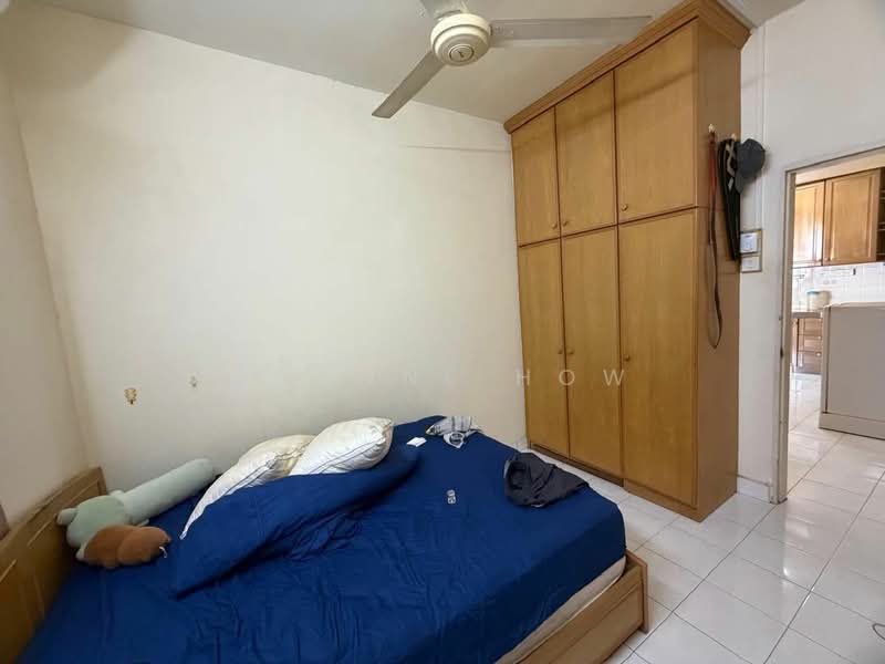 Pangsapuri untuk Dijual di Kiara Apartment - Joanne How - Bedroom - PropertyGuru.com.my