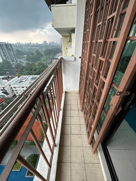 Kondominium untuk Dijual di Puri Aiyu - Gary Kee - Balcony - PropertyGuru.com.my