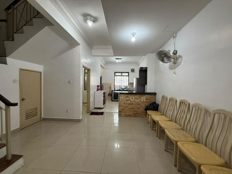 Rumah Teres 2 Tingkat untuk Dijual di Tebrau (Johor) - Jay Pun - Living Room - PropertyGuru.com.my