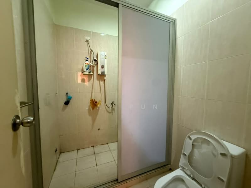 2-storey Terraced House for Sale in Taman Mount Austin (Tebrau) - Jay Pun - Bathroom - PropertyGuru.com.my