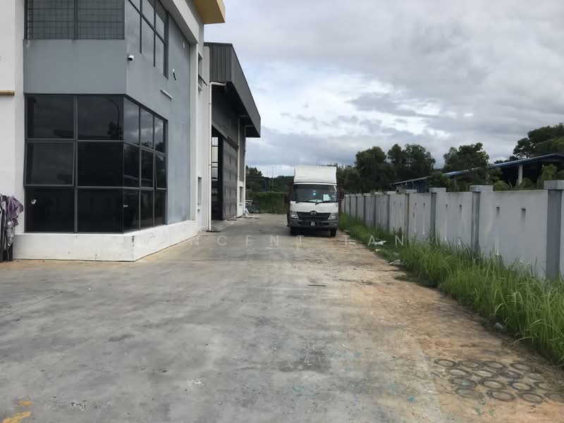 Factory for Rent in Lekas Industrial Park (Semenyih) - Vincent Tan - Exterior - PropertyGuru.com.my