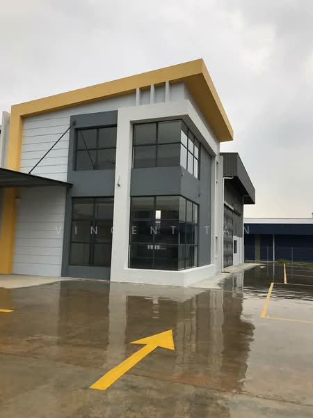 Factory for Rent in Lekas Industrial Park (Semenyih) - Vincent Tan - Exterior - PropertyGuru.com.my