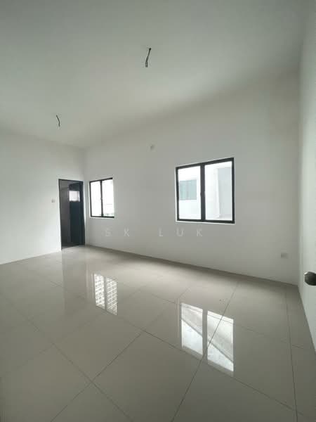 Semi-Detached House for Sale in Taman Scientex Rawang (Rawang) - SK Luk - Interior - PropertyGuru.com.my