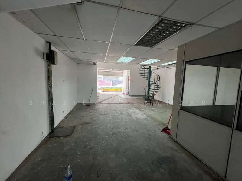 Shop / Office for Rent in Batu Caves (Kuala Lumpur) - Shaziery Iskandar - Interior - PropertyGuru.com.my