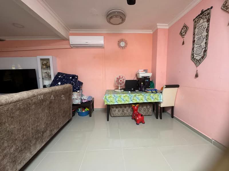 Rumah Teres 2 Tingkat untuk Dijual di Taman Putra Perdana (Puchong) - Masnizah Arifin - Living Room - PropertyGuru.com.my