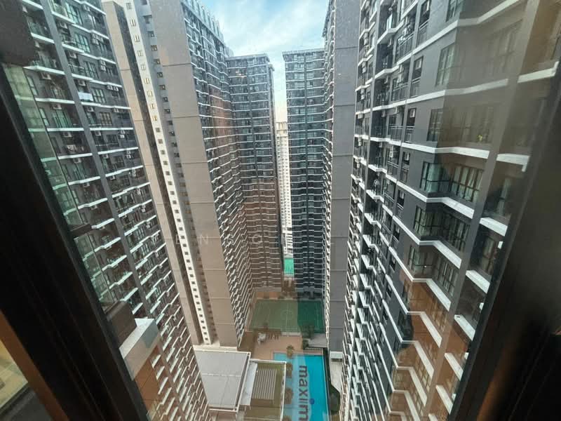 Service Residence for Rent at Majestic Maxim - Jenson Low - Exterior - PropertyGuru.com.my