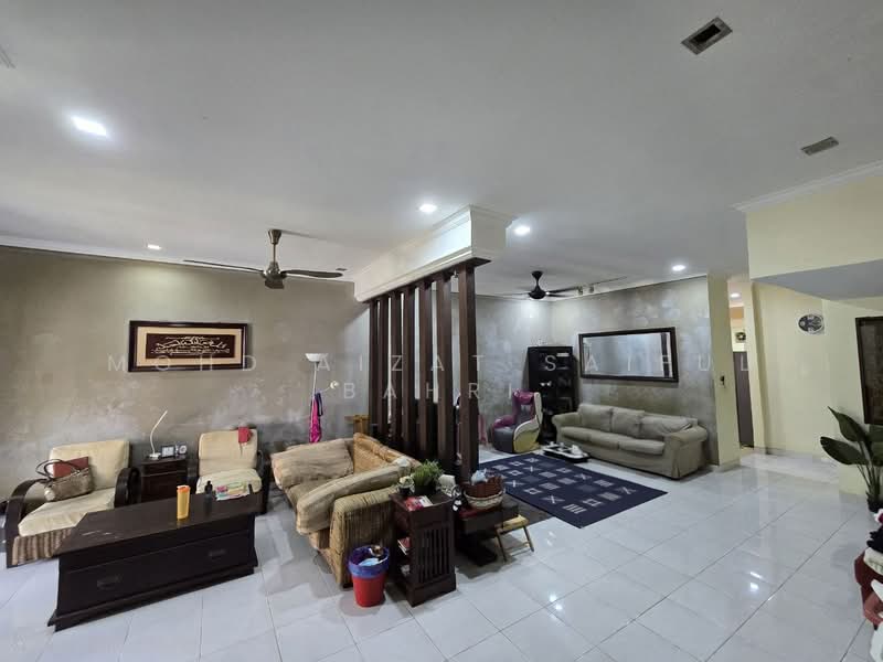 2-storey Terraced House for Sale in Damai Rasa (Cheras) - Mohd Aizat Saiful Bahri - Living Room - PropertyGuru.com.my