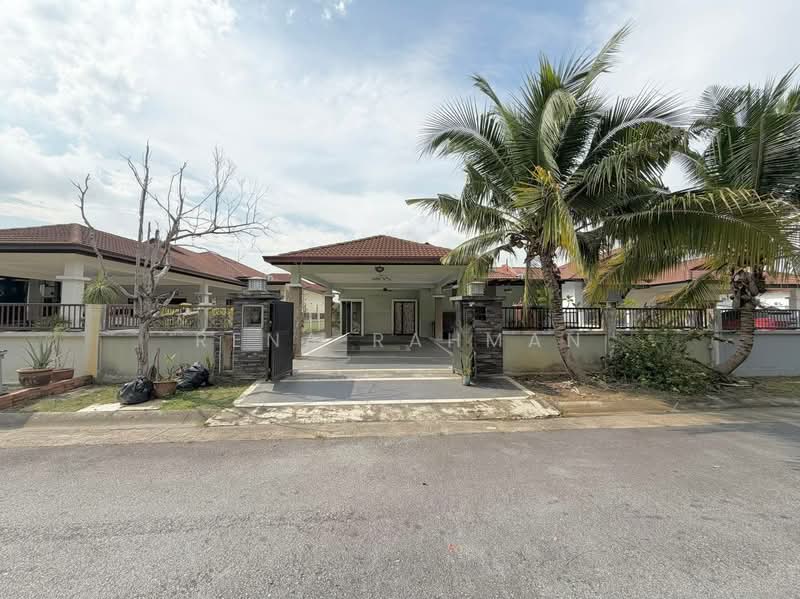 Rumah Berkembar untuk Dijual di Seremban (Negeri Sembilan) - Rena Rahman - Exterior - PropertyGuru.com.my