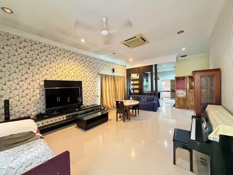 Rumah Berkembar untuk Dijual di Seremban (Negeri Sembilan) - Rena Rahman - Living Room - PropertyGuru.com.my