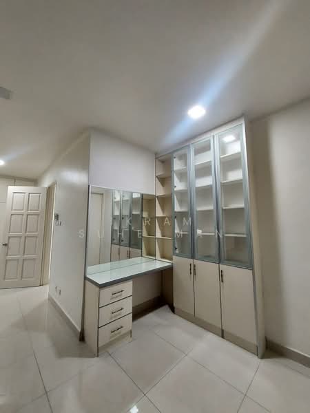 Kondominium untuk Disewa di Suasana Lumayan - Ikram Suherman - PropertyGuru.com.my