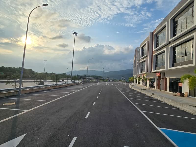 Shop / Office for Sale in Bandar Ainsdale (Seremban) - Chew Kian Hong - Exterior - PropertyGuru.com.my