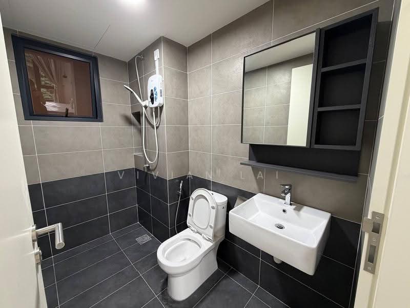 Service Residence for Rent at D'Clover Residences - Vivian Lai - Bathroom - PropertyGuru.com.my