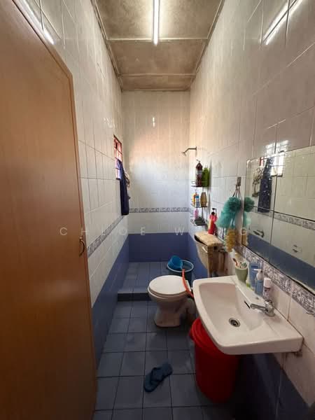 2-storey Terraced House for Sale in Taman Puchong Prima (Puchong) - Chloe Wong - Bathroom - PropertyGuru.com.my