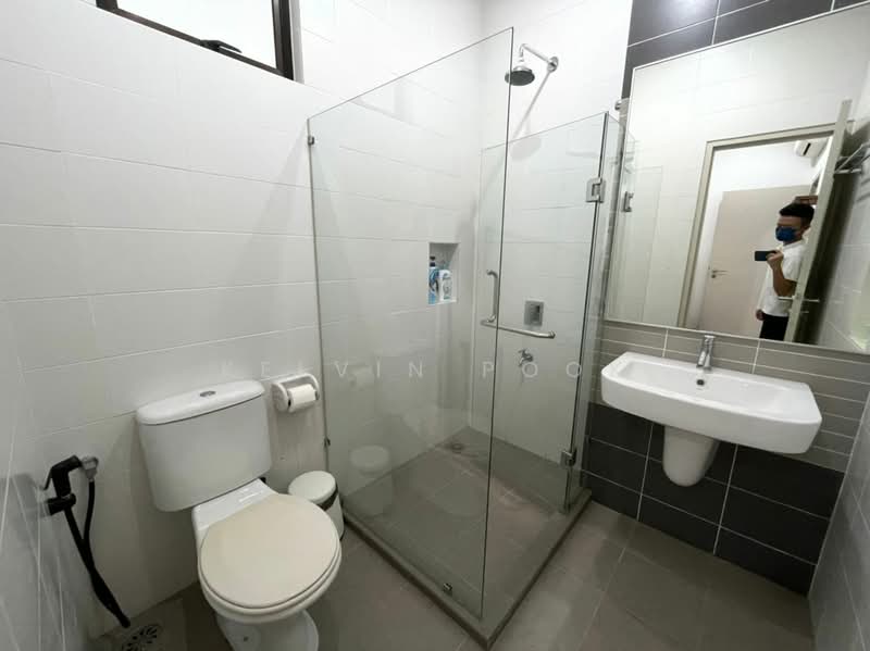Semi-Detached House for Sale in Klang (Selangor) - Kelvin Pook - Bathroom - PropertyGuru.com.my