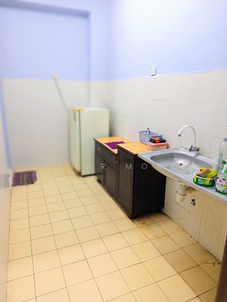 Pangsapuri untuk Dijual di Dataran Otomobil - Azhar Mohd - Kitchen - PropertyGuru.com.my