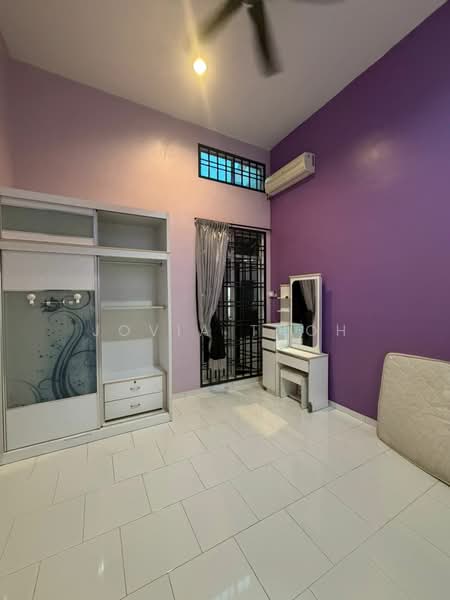 Rumah Teres 1 Tingkat untuk Disewa di Setia Eco Gardens (Gelang Patah) - Jovia Thoh - Bedroom - PropertyGuru.com.my