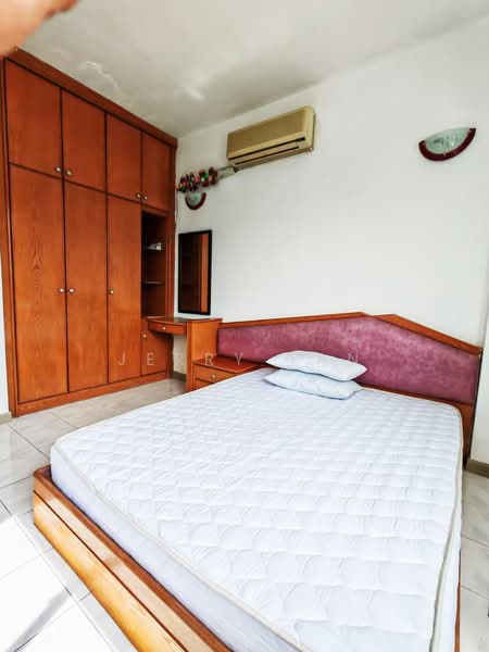 Condominium for Rent at Marina Bay Condominium - Jerry Tan - Bedroom - PropertyGuru.com.my