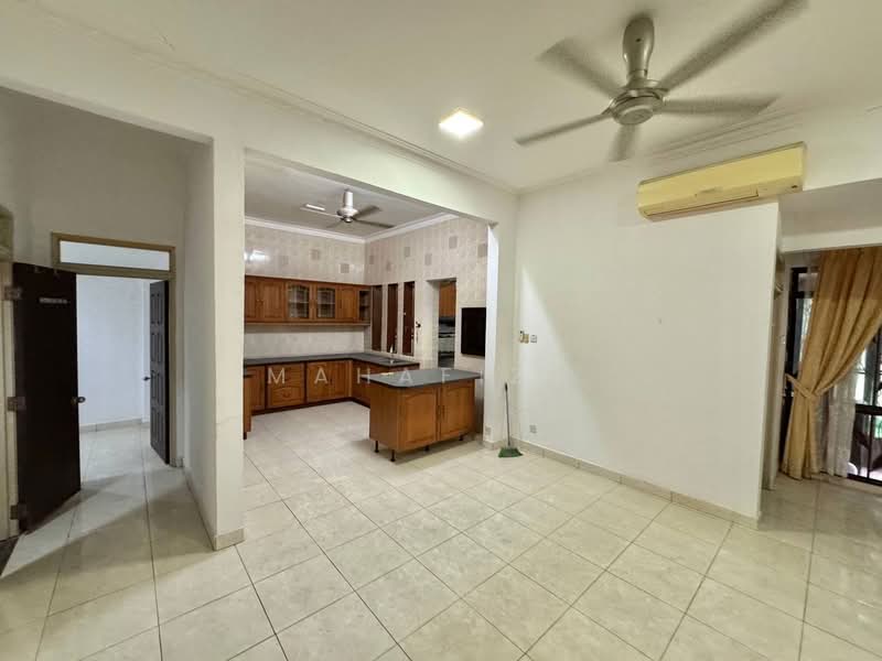 1-storey Terraced House for Sale in U8, Taman Bukit Jelutong (Shah Alam) - Mahafiz . - PropertyGuru.com.my