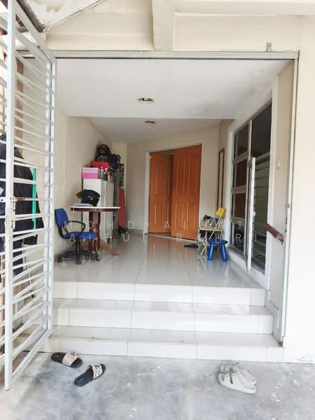 Semi-Detached House for Sale in Kuala Lumpur (Kuala Lumpur) - Mohd Aizat Saiful Bahri - Entrance - PropertyGuru.com.my