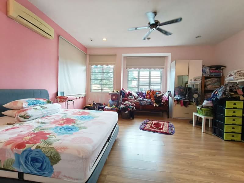 Semi-Detached House for Sale in Kuala Lumpur (Kuala Lumpur) - Mohd Aizat Saiful Bahri - Bedroom - PropertyGuru.com.my