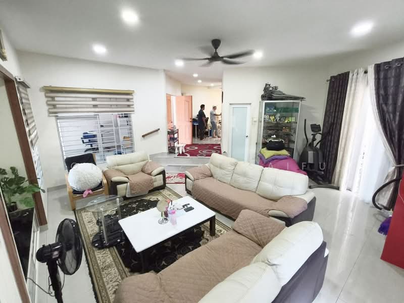Semi-Detached House for Sale in Kuala Lumpur (Kuala Lumpur) - Mohd Aizat Saiful Bahri - Living Room - PropertyGuru.com.my