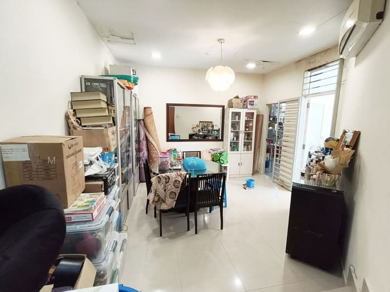 Semi-Detached House for Sale in Kuala Lumpur (Kuala Lumpur) - Mohd Aizat Saiful Bahri - Living Room - PropertyGuru.com.my