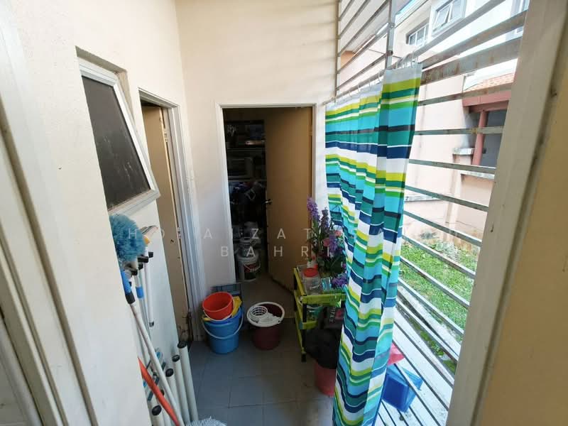 Semi-Detached House for Sale in Kuala Lumpur (Kuala Lumpur) - Mohd Aizat Saiful Bahri - Balcony - PropertyGuru.com.my