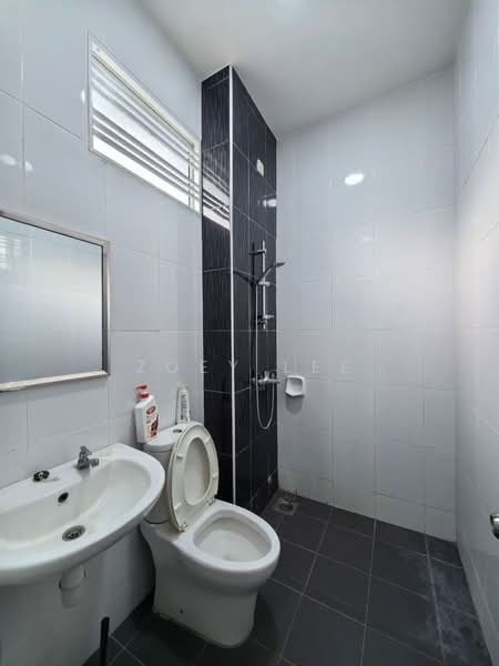 2-storey Terraced House for Rent in Skudai (Johor) - Zoey Lee - Bathroom - PropertyGuru.com.my