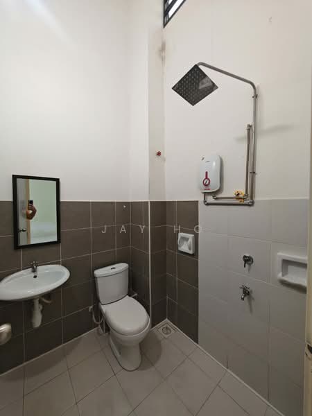 2-storey Terraced House for Rent in Setia Eco Gardens (Gelang Patah) - Jay Ho - Bathroom - PropertyGuru.com.my