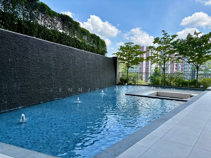 Kediaman Servis untuk Disewa di Duta Park Residences - Jennifer Yap - Water Curtain and Sunken Lounge - PropertyGuru.com.my