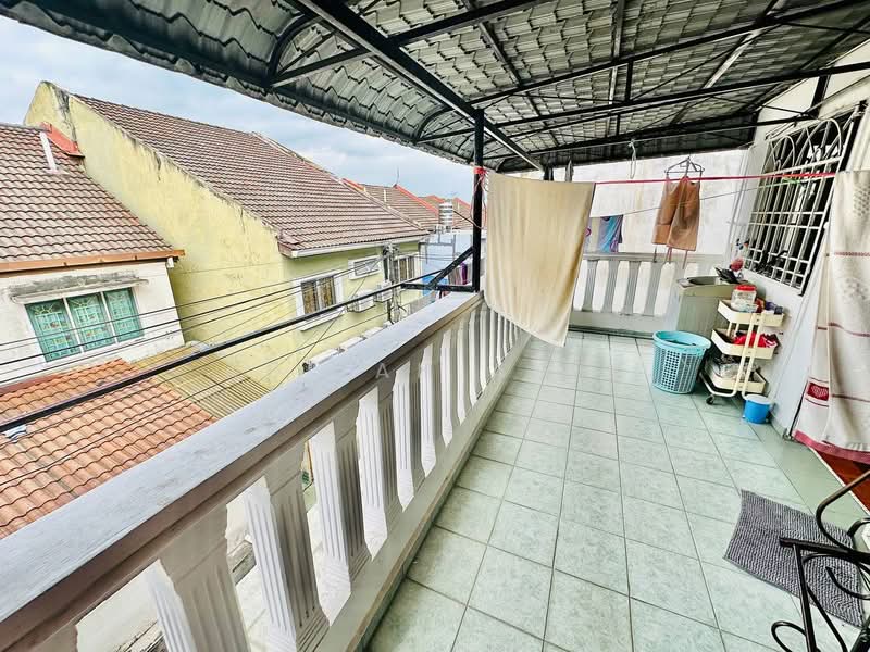 Rumah Teres untuk Dijual di Alam Damai (Cheras) - Adilah Adib - PropertyGuru.com.my