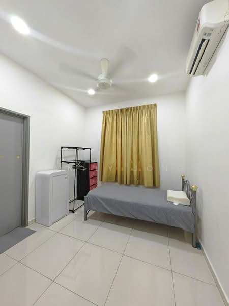 2-storey Terraced House for Rent in Mutiara Rini (Skudai) - Janlly Jong - Bedroom - PropertyGuru.com.my