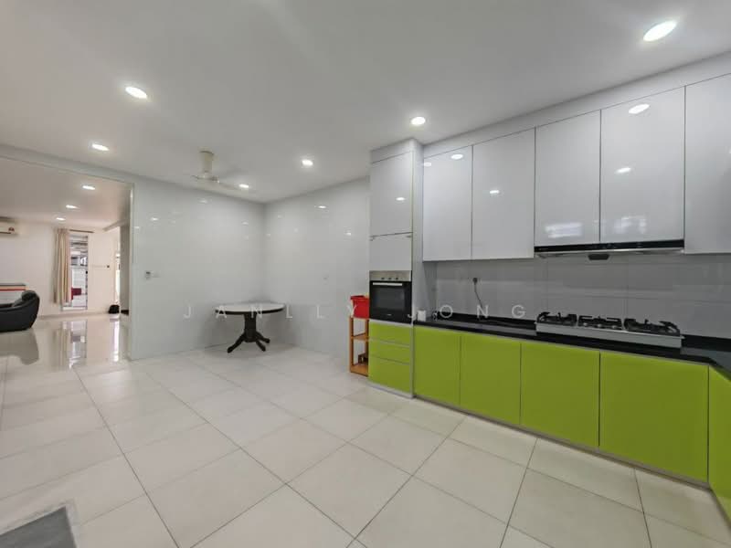 2-storey Terraced House for Rent in Mutiara Rini (Skudai) - Janlly Jong - Kitchen - PropertyGuru.com.my
