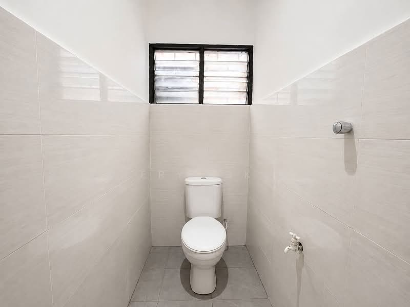 Rumah Teres 2 Tingkat untuk Dijual di Batu Caves (Selangor) - Shaziery Iskandar - Bathroom - PropertyGuru.com.my
