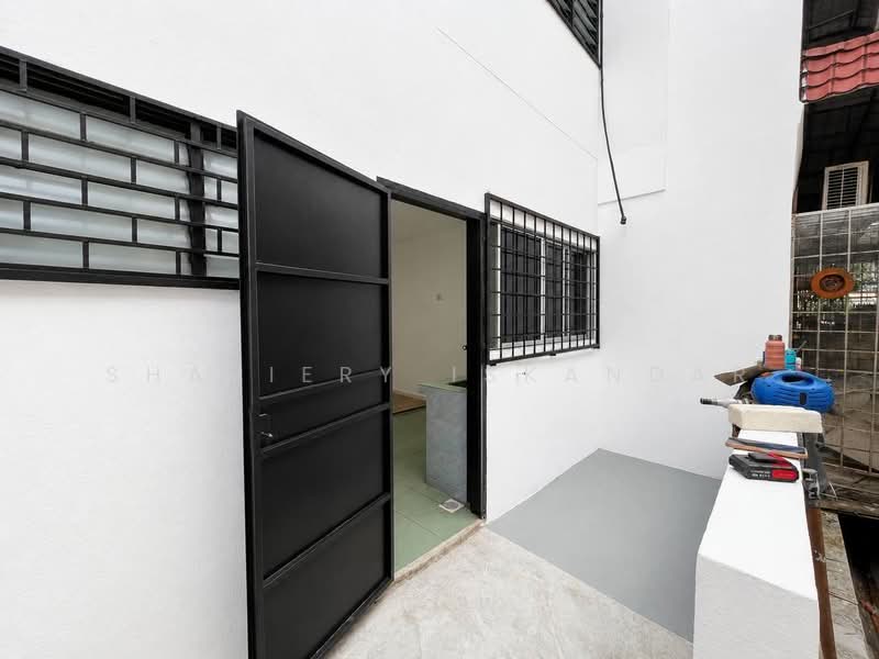 Rumah Teres 2 Tingkat untuk Dijual di Batu Caves (Selangor) - Shaziery Iskandar - Exterior - PropertyGuru.com.my