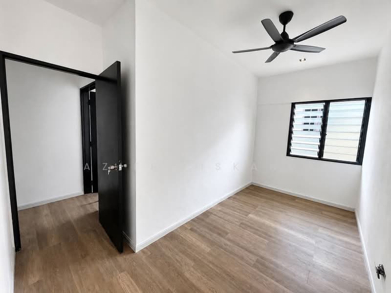 Rumah Teres 2 Tingkat untuk Dijual di Batu Caves (Selangor) - Shaziery Iskandar - Bedroom - PropertyGuru.com.my