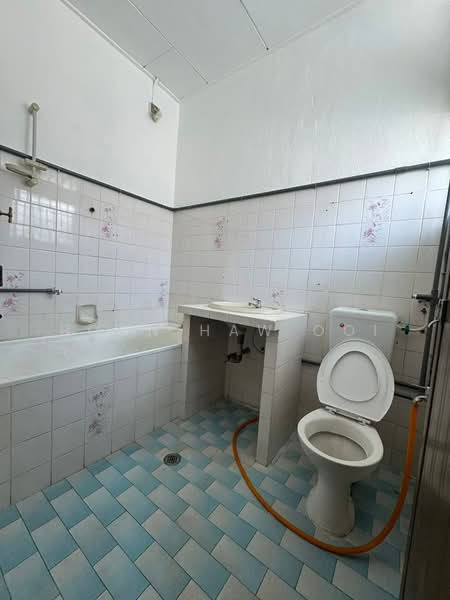 Rumah Teres 1 Tingkat untuk Disewa di Taman Alma (Bukit Mertajam) - Boon Haw Ooi - Bathroom - PropertyGuru.com.my