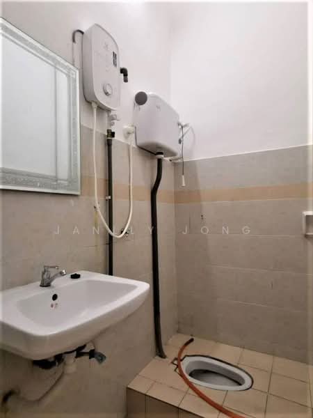 Rumah Teres 1 Tingkat untuk Disewa di Taman Nusa Bestari 2 (Iskandar Puteri (Nusajaya)) - Janlly Jong - Bathroom - PropertyGuru.com.my