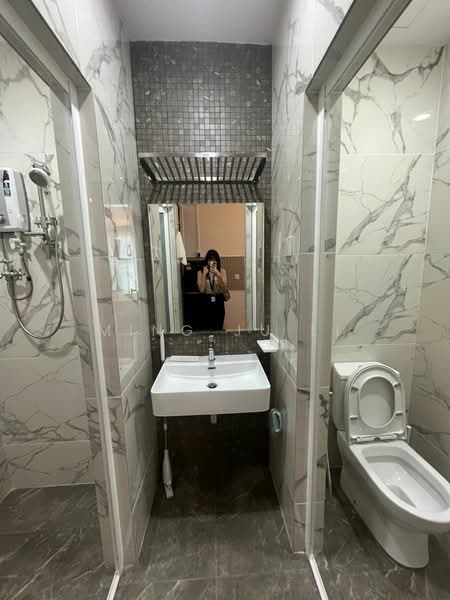 Servis Apartment untuk Disewa di The Grand Subang Jaya SS15 - Ming Ju Li - Bathroom - PropertyGuru.com.my