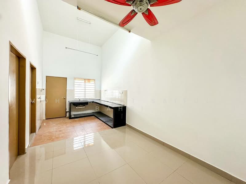 1-storey Terraced House for Sale in Sepang (Selangor) - Mohd Aizat Saiful Bahri - Kitchen - PropertyGuru.com.my