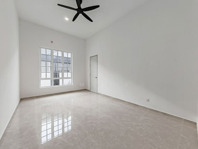Bungalow for Sale in Taman Parkland (Kluang) - Kim Seng - Interior - PropertyGuru.com.my
