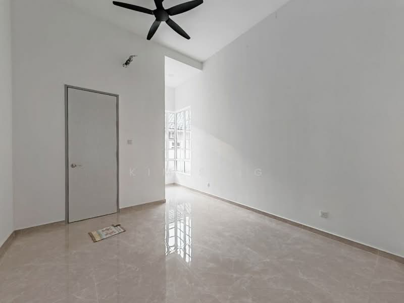 Bungalow for Sale in Taman Parkland (Kluang) - Kim Seng - Interior - PropertyGuru.com.my