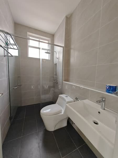 Bungalow for Sale in Taman Parkland (Kluang) - Kim Seng - PropertyGuru.com.my