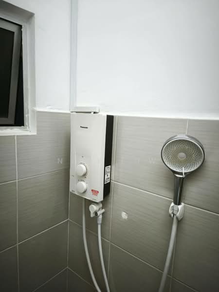 Pangsapuri untuk Disewa di Seri Molek Perdana - Nick Low - Bathroom - PropertyGuru.com.my