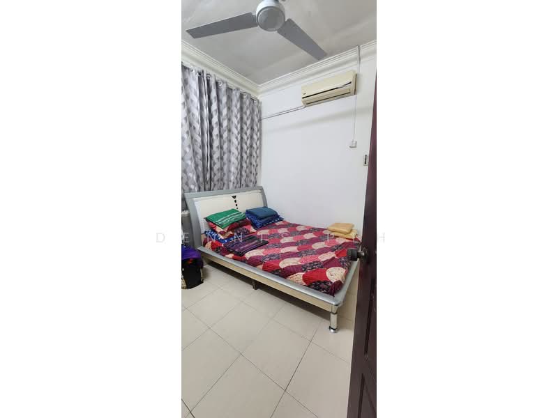 Rumah Teres 1 Tingkat untuk Dijual di Taman Universiti (Sri Gading) - Dennis Peh - Bedroom - PropertyGuru.com.my