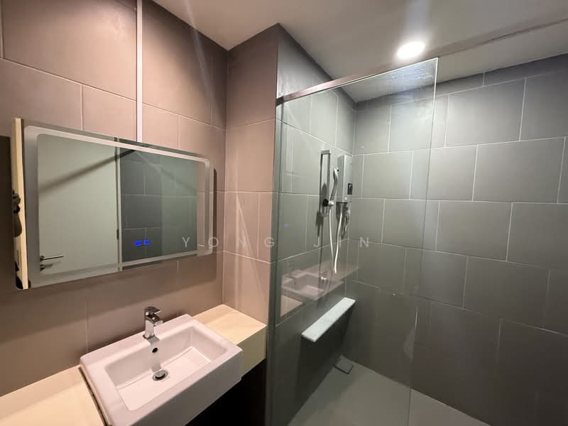 Servis Apartment untuk Disewa di Paisley @ Tropicana Metropark - Yong Jin - Bathroom - PropertyGuru.com.my