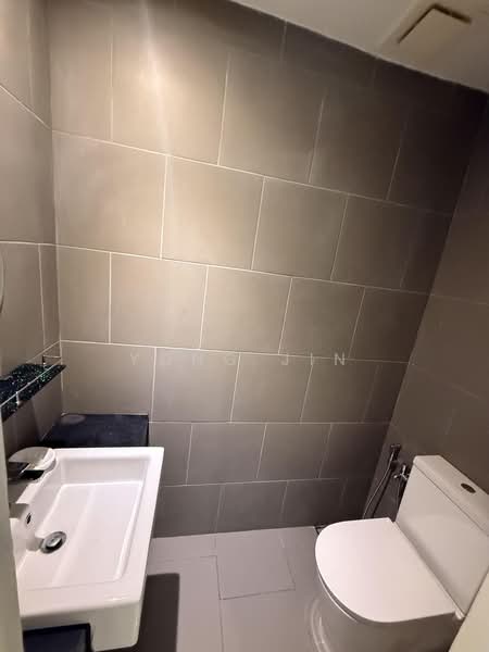 Servis Apartment untuk Disewa di Paisley @ Tropicana Metropark - Yong Jin - Bathroom - PropertyGuru.com.my